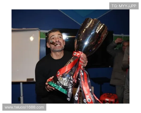 孔塞桑怒离发布会直面下课传闻 孔塞桑怒离发布会直面下课传闻